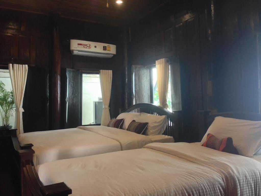 Ban U Thong Accommodations Аюттхая Екстер'єр фото