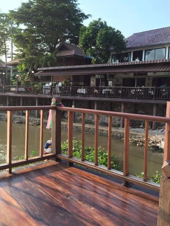 Ban U Thong Accommodations Аюттхая Екстер'єр фото
